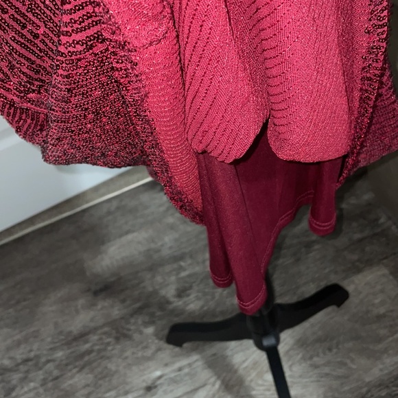 Burgundy sequin dress - Picture 4 of 4